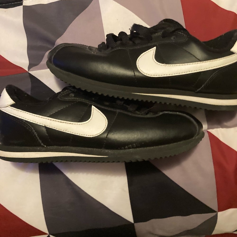 Used Nike Cortez size 3 kids